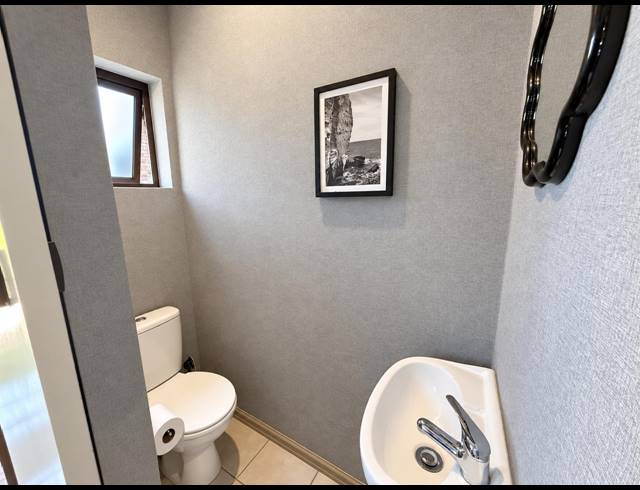 4 BEDROOM FREEHOLD TO LET IN RANDPARK RIDGE